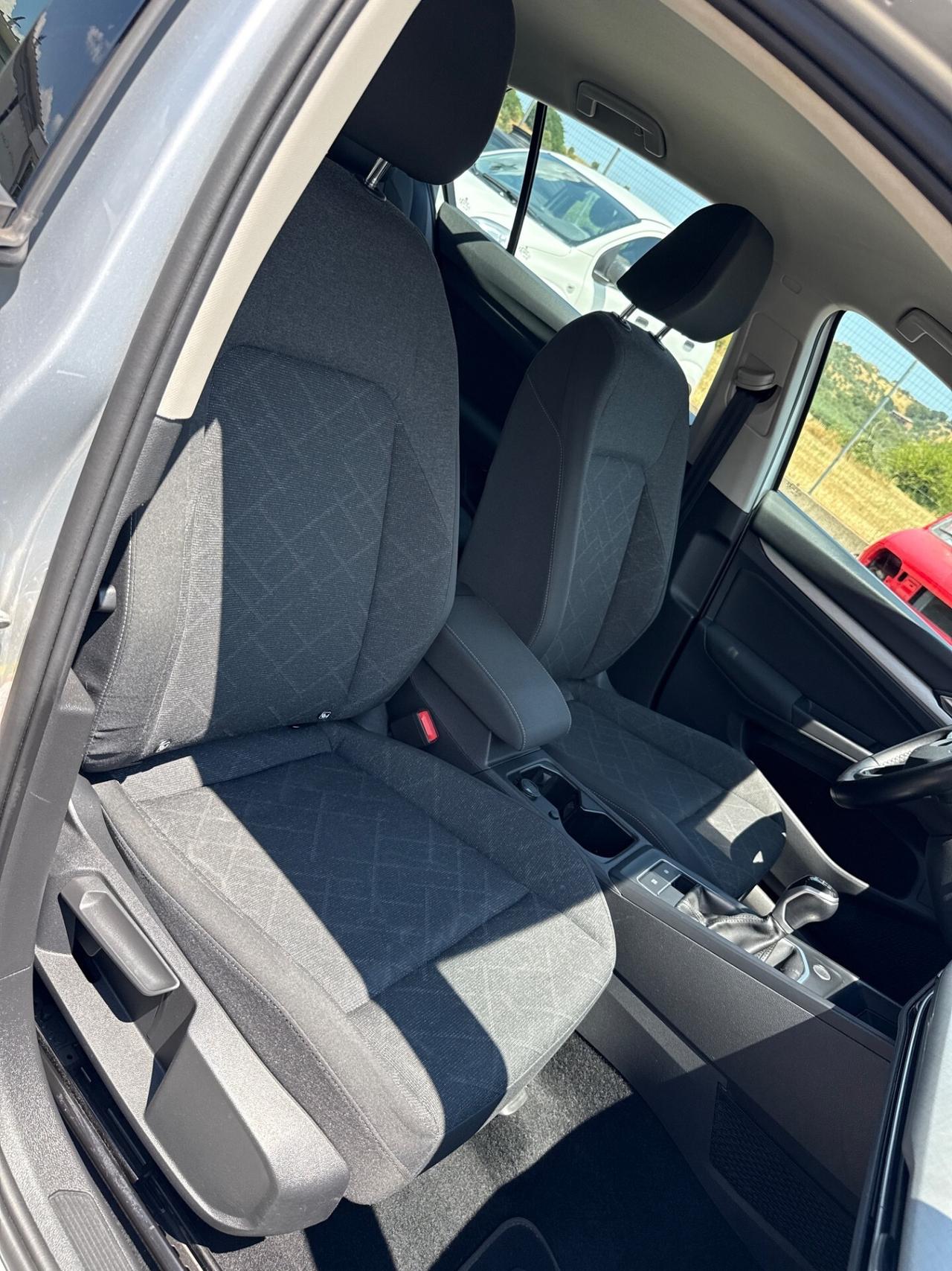 Volkswagen Golf 8 2.0 TDI 116cv SCR Style 2021