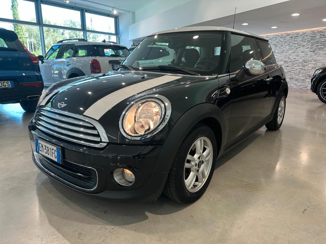 Mini One 1.6 Benz Hatchback Neo Patentati