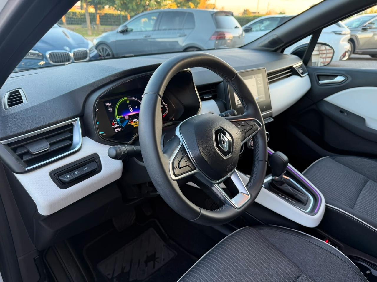 Renault Clio 1.6 E-Tech full hybrid Techno 145cv