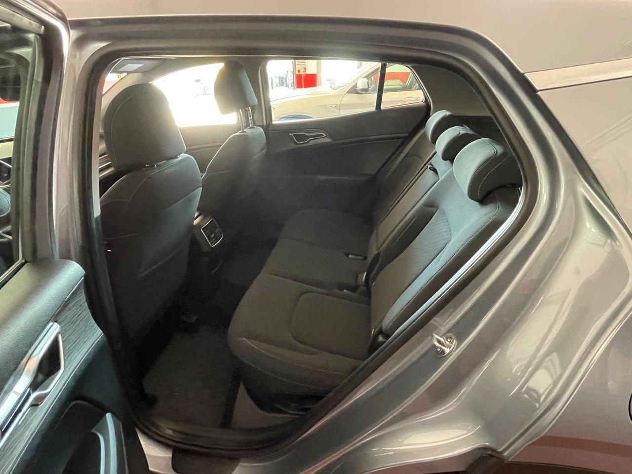Kia Sportage 1.6 CRDi MHEV DCT Business