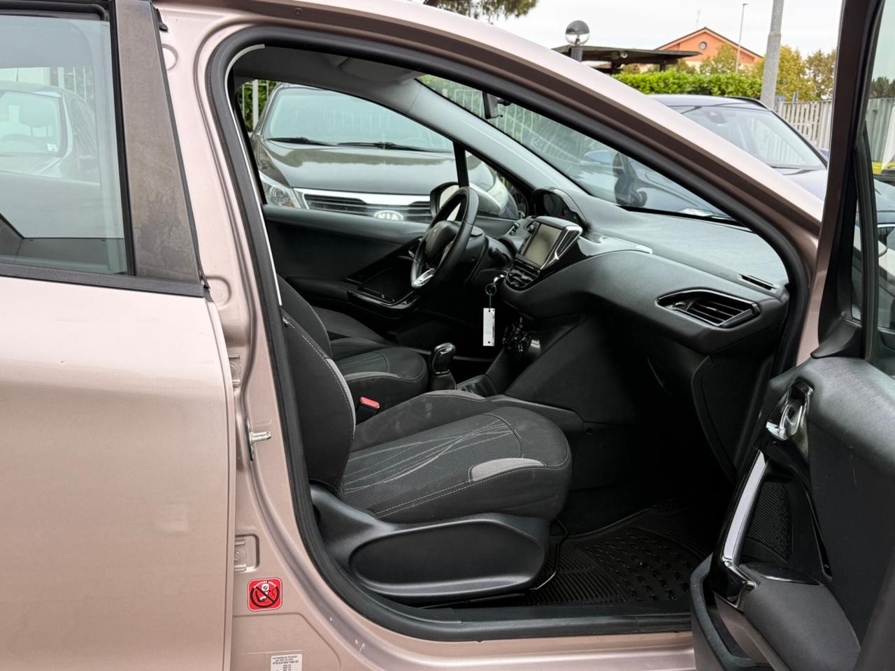 Peugeot 208 1.4 VTi 95 CV 5p. GPL Allure