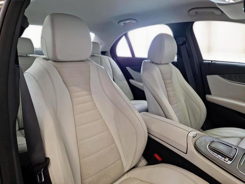 MERCEDES-BENZ E 220 4MATIC BUSINESS SPORT AUTO 4 PORTE BERLINA