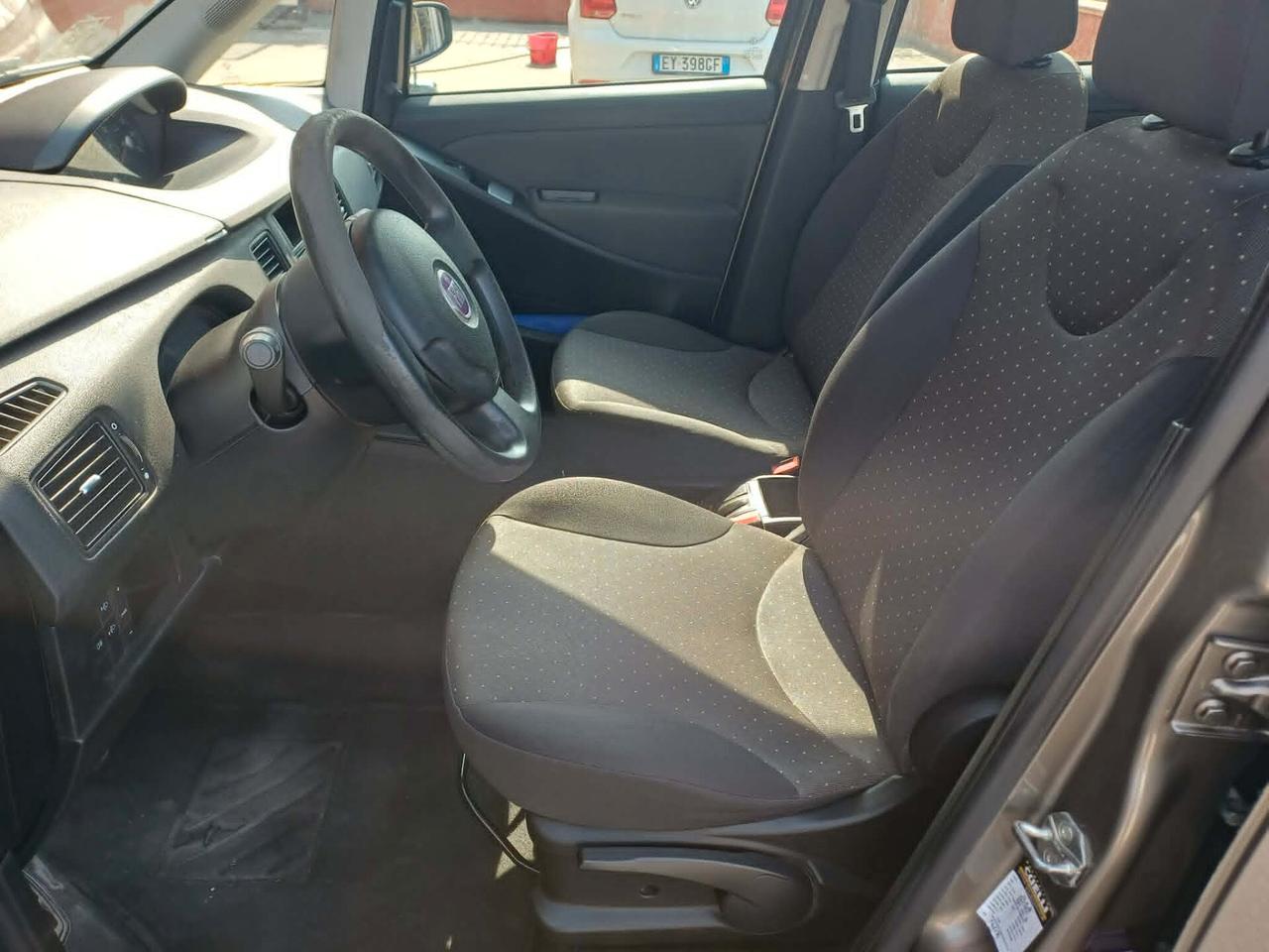 Fiat Idea 1.2 16V BlackLabel