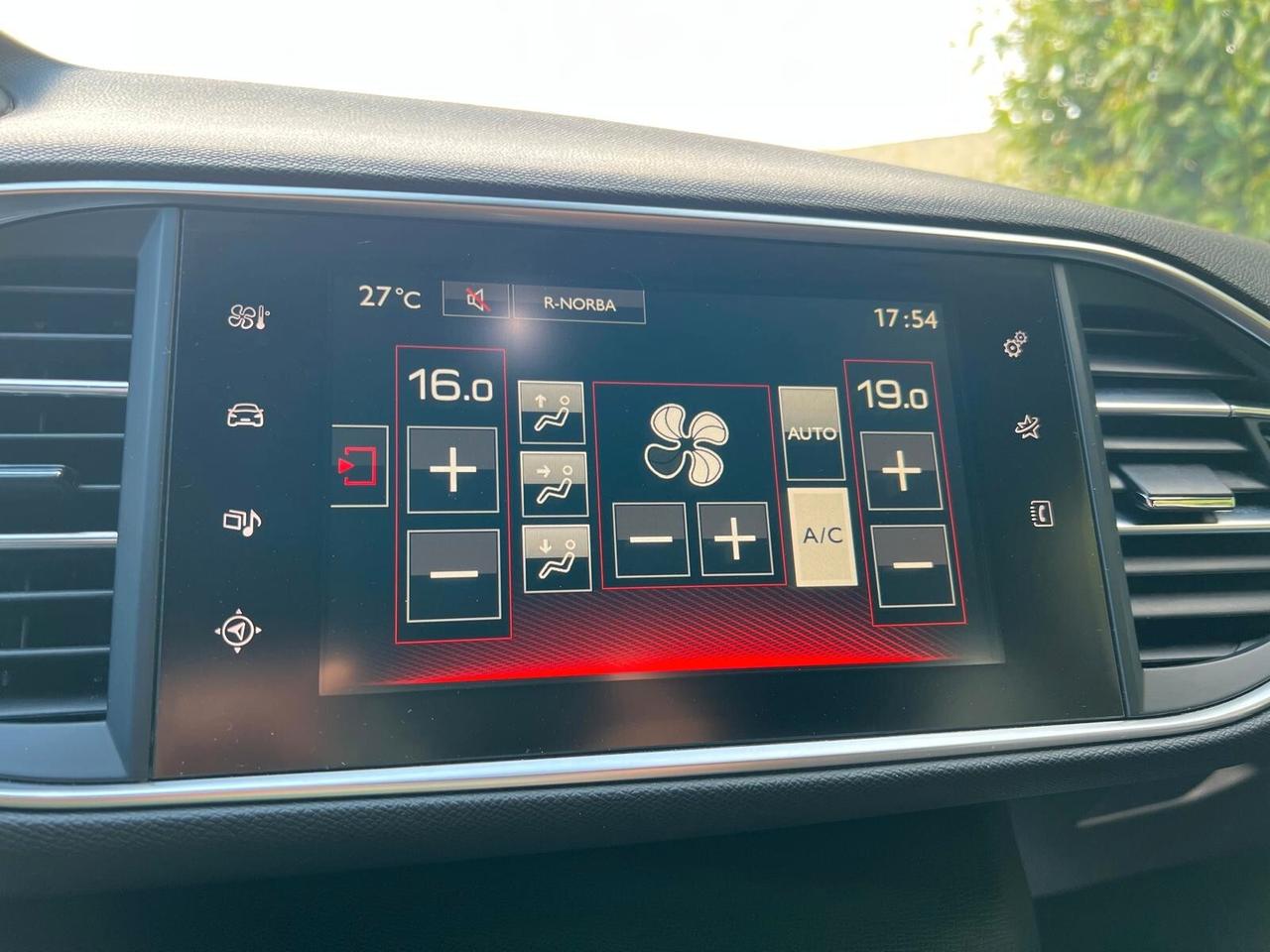 Peugeot 308 1.6 HDi 120 GT Line TETTO PARK LED CRUISE NAVI CERCHI 18
