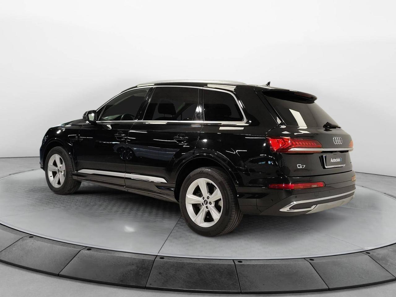 Audi Q7 50 3.0 tdi mhev Business quattro 7 Posti