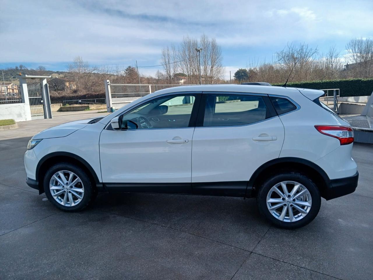 Nissan Qashqai 1.6 dCi 131cv 2WD Tekna 2015