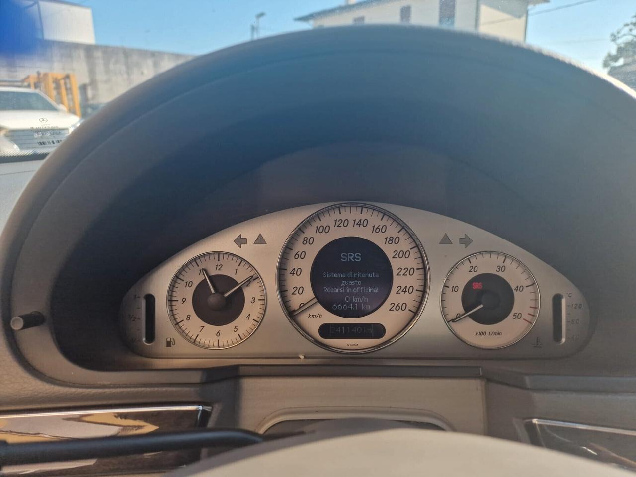 Mercedes-benz E 270 E 270 CDI cat Avantgarde