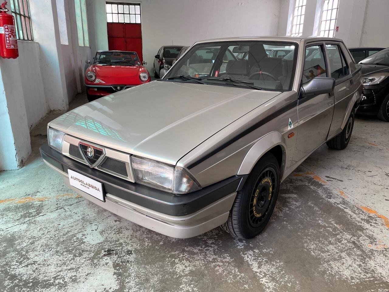 Alfa Romeo 75 2.0i Twin Spark 148cv