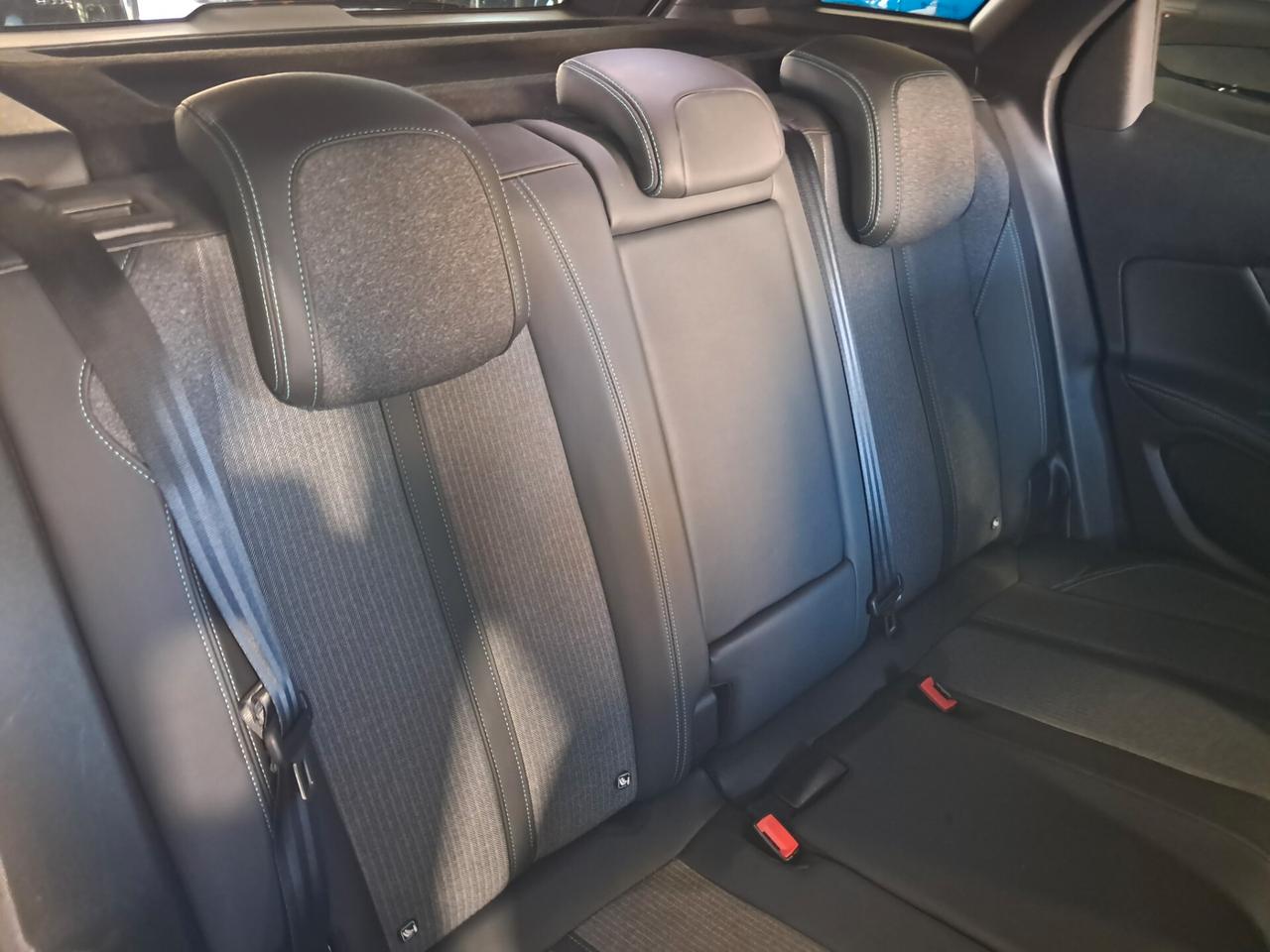 Peugeot 3008 BlueHDi 130 cv EAT8 Allure