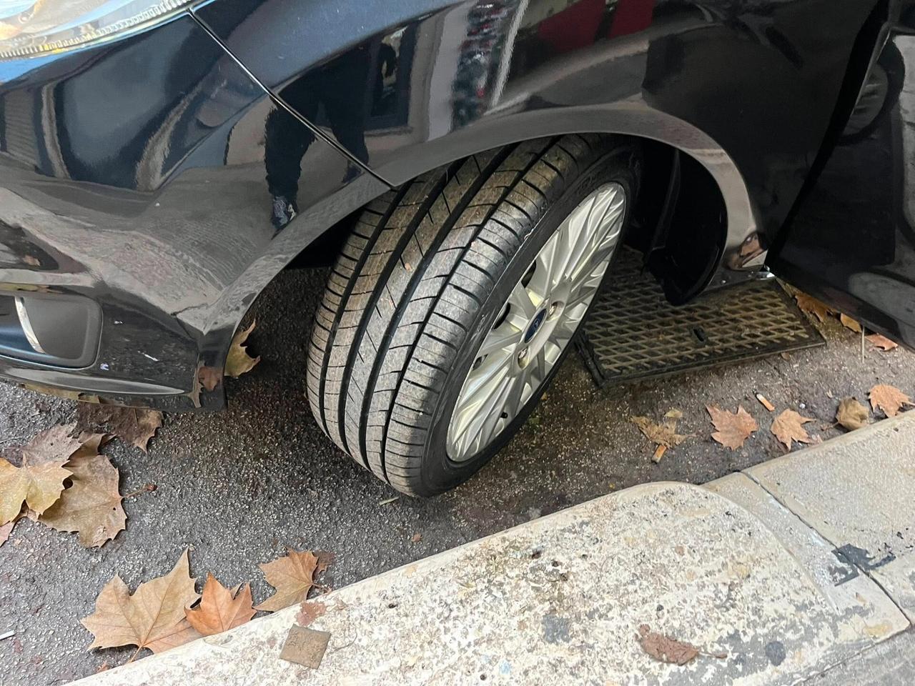 Ford Fiesta 1.5 TDCi 75CV 5 porte Titanium