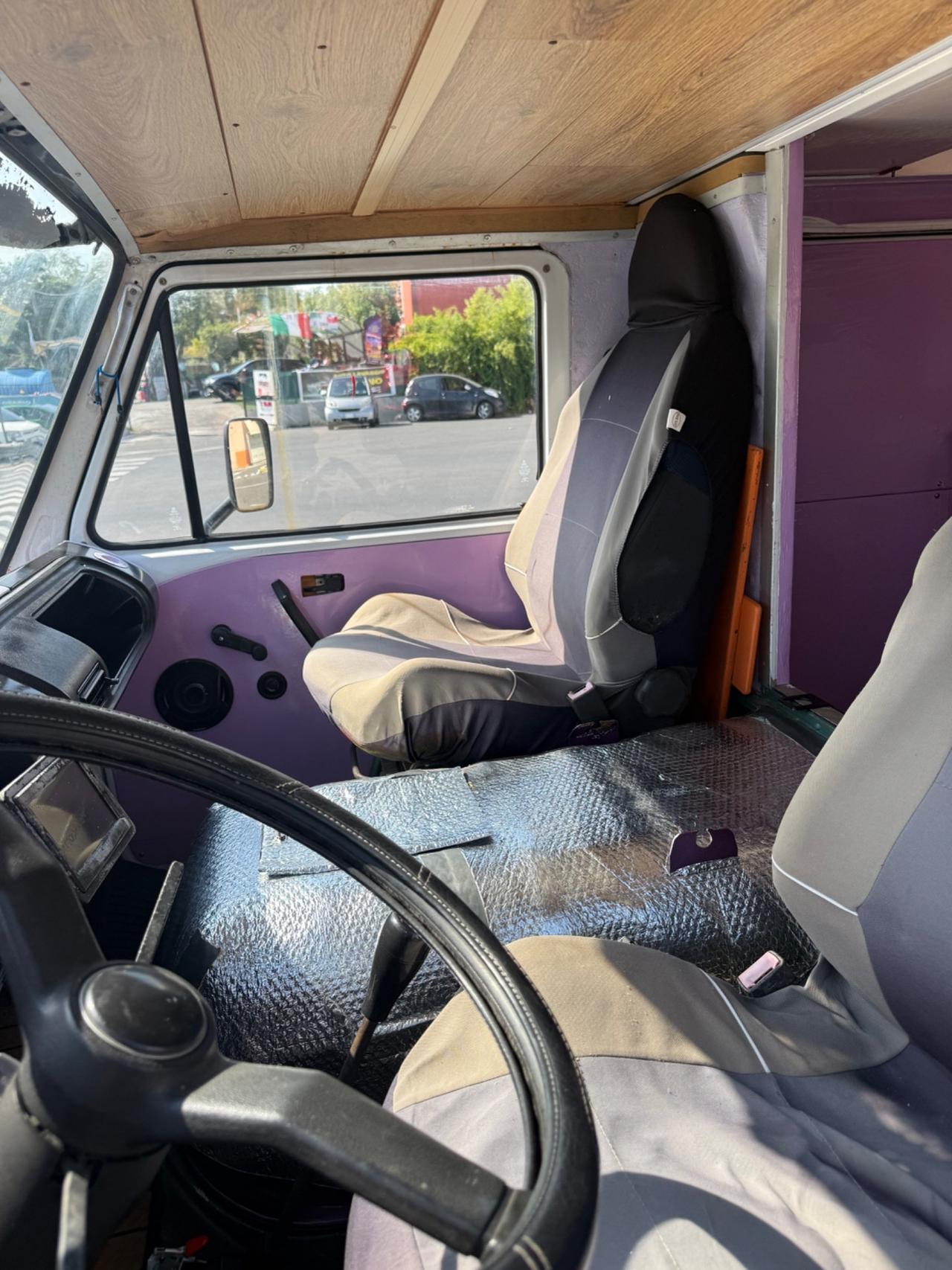 Volkswagen LT 28 Camper