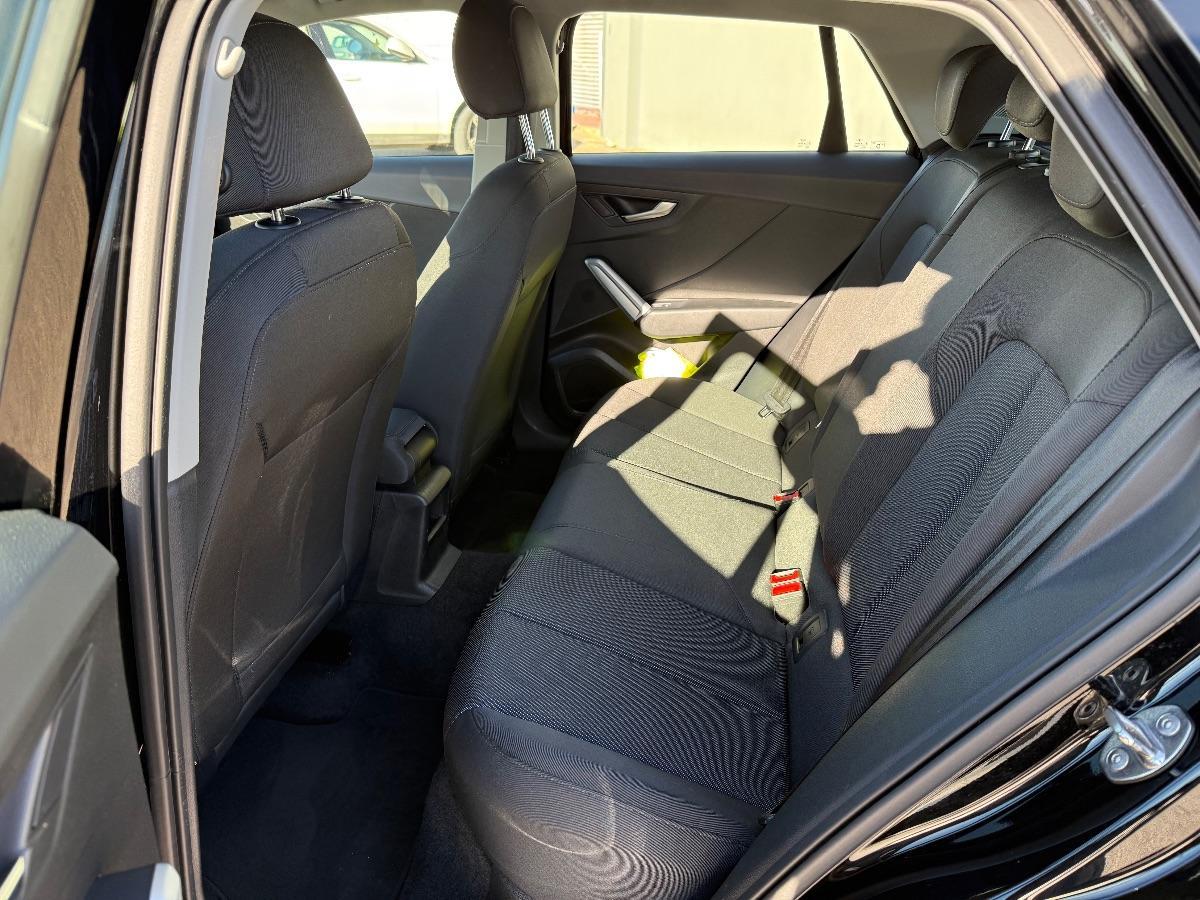 AUDI - Q2 - 30 TDI S tronic Business