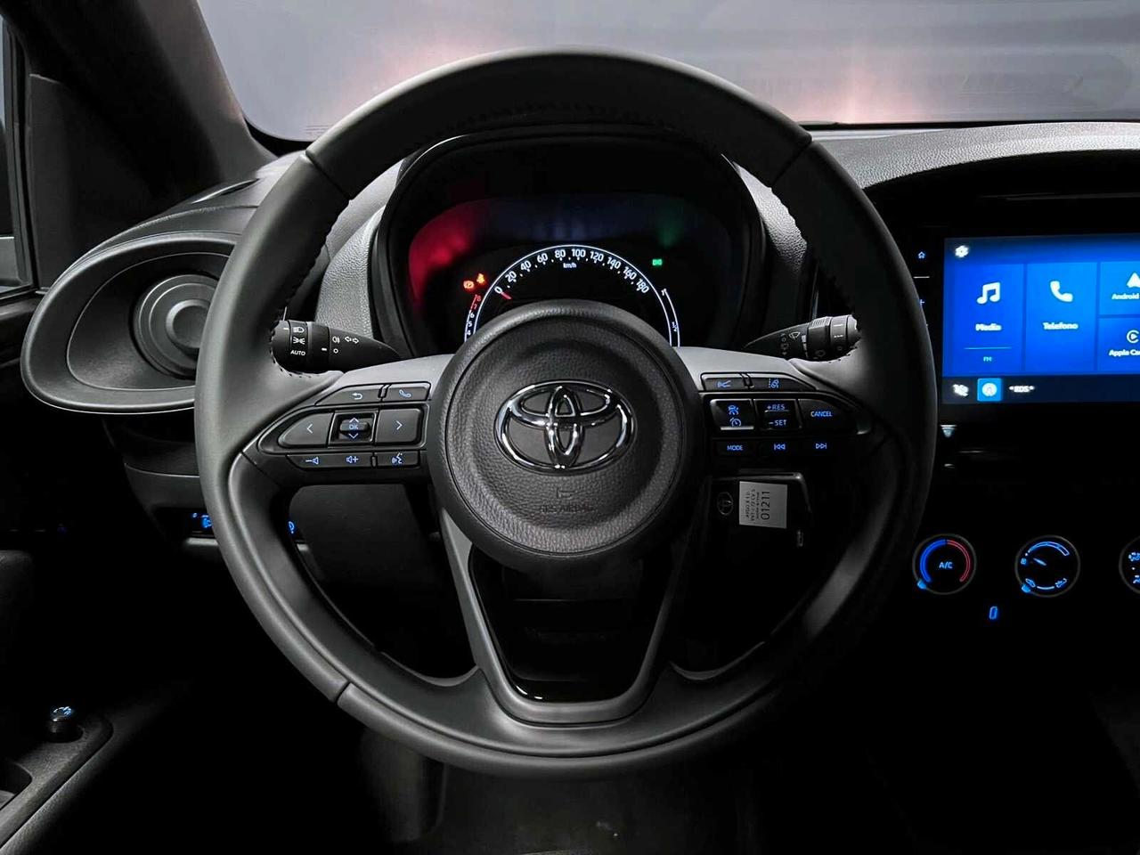 TOYOTA AYGO X 1.0 VVT-I 72 CV ACTIVE KM0