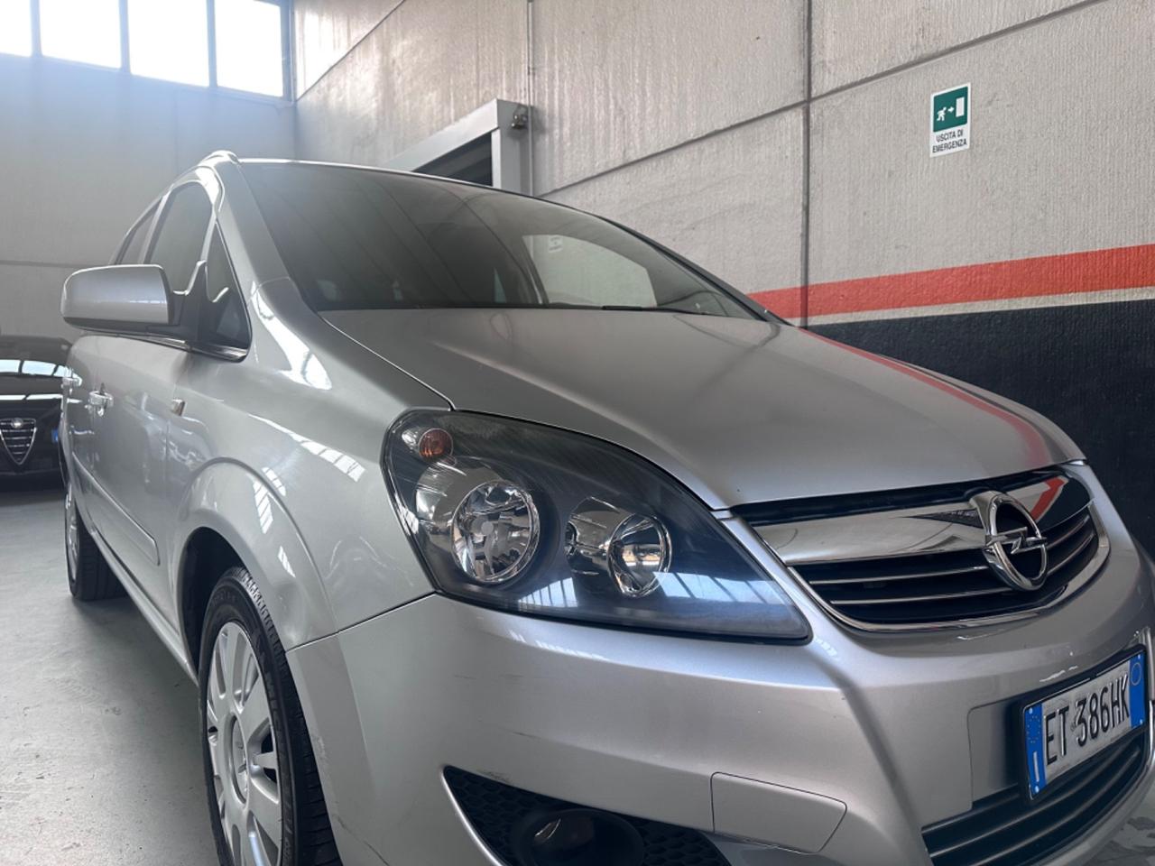 Opel Zafira 1.6 16V ecoM 150CV Turbo One