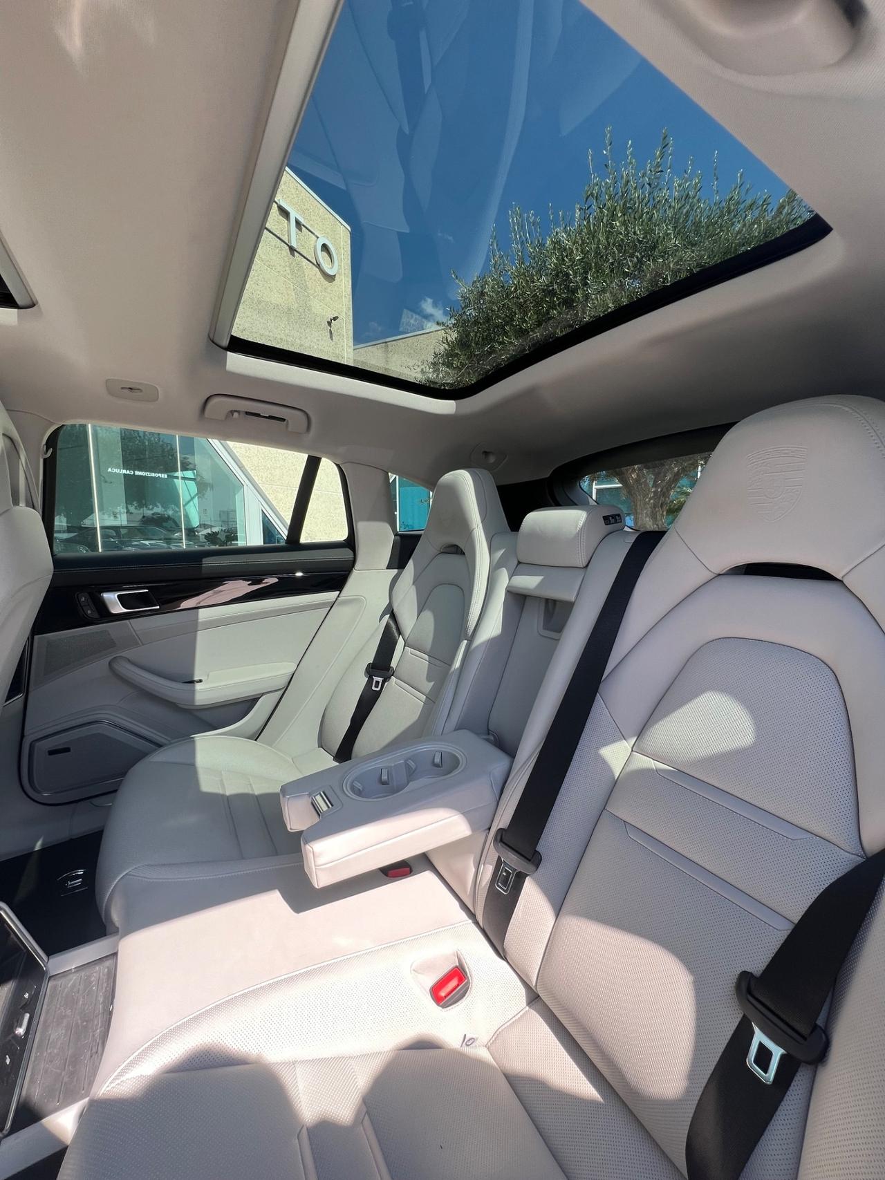 Porsche Panamera 2.9 4 E-Hybrid Sport Turismo Platinum Edition possibilità noleggio no scoring