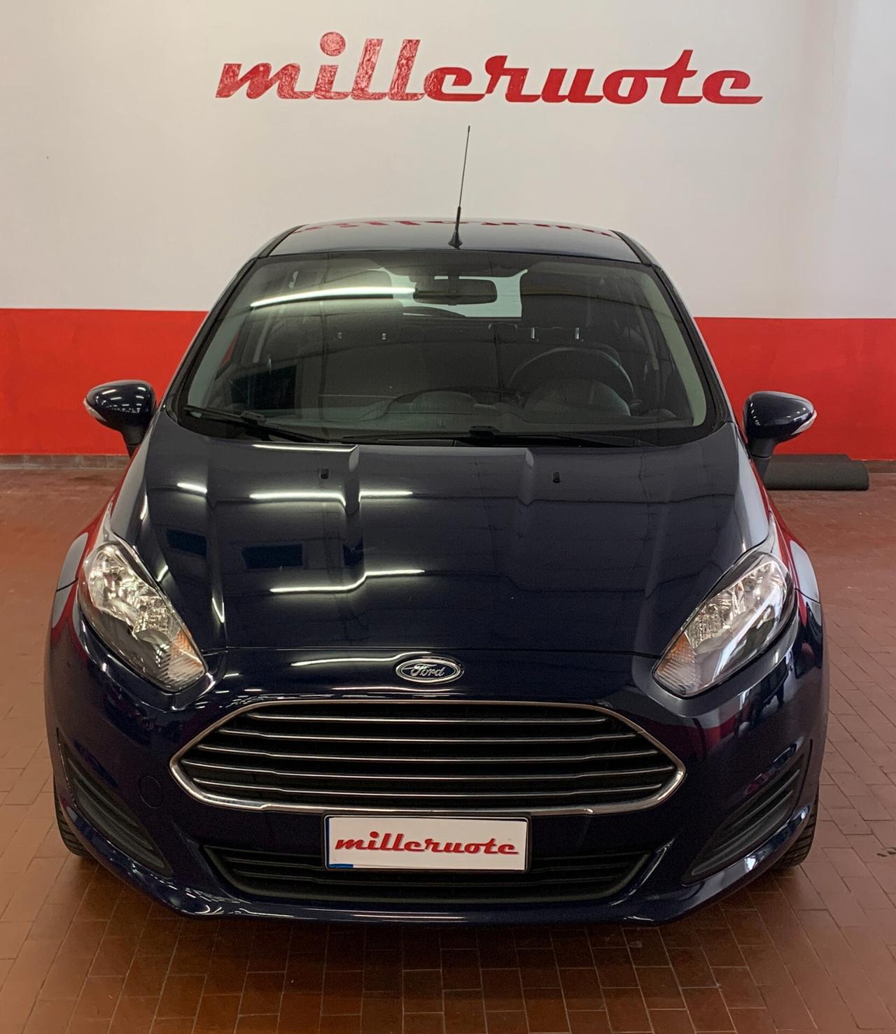 Ford Fiesta 1.2 60CV 5 porte Black & White Edition