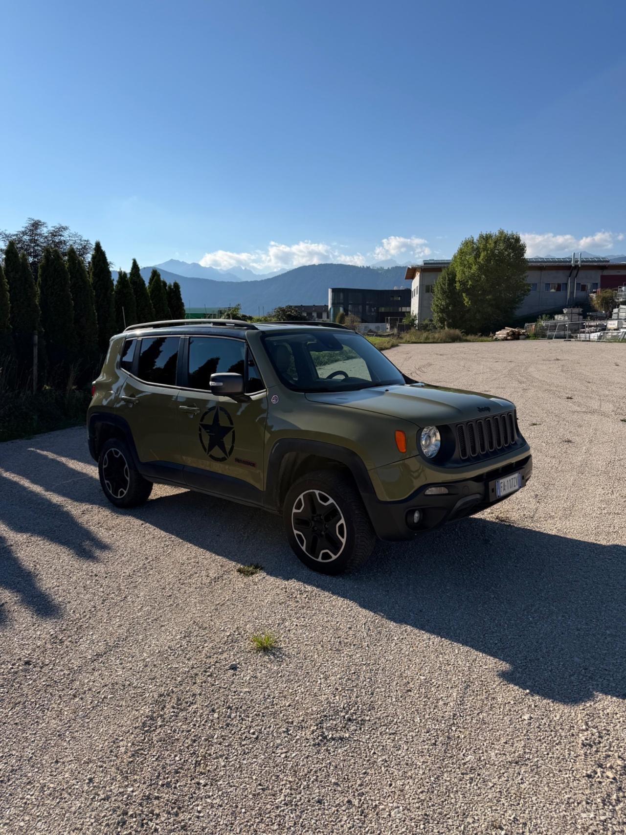 Jeep Renegade 2.0 Mjt 170CV 4WD Active Drive Low Trailhawk