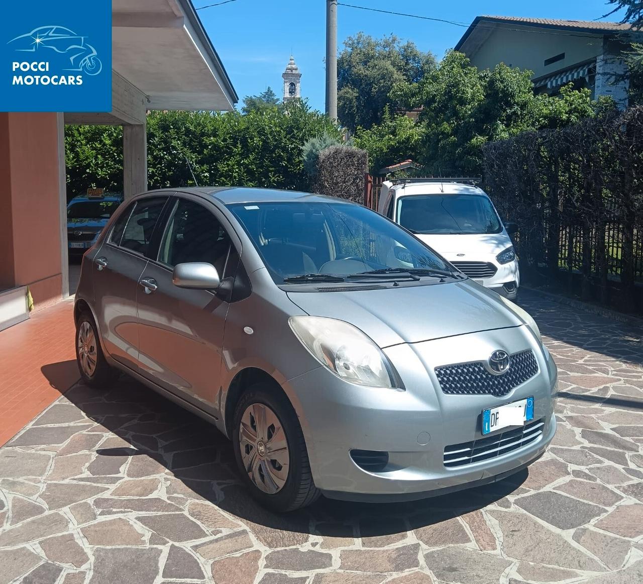 Toyota Yaris 1.0 5 porte
