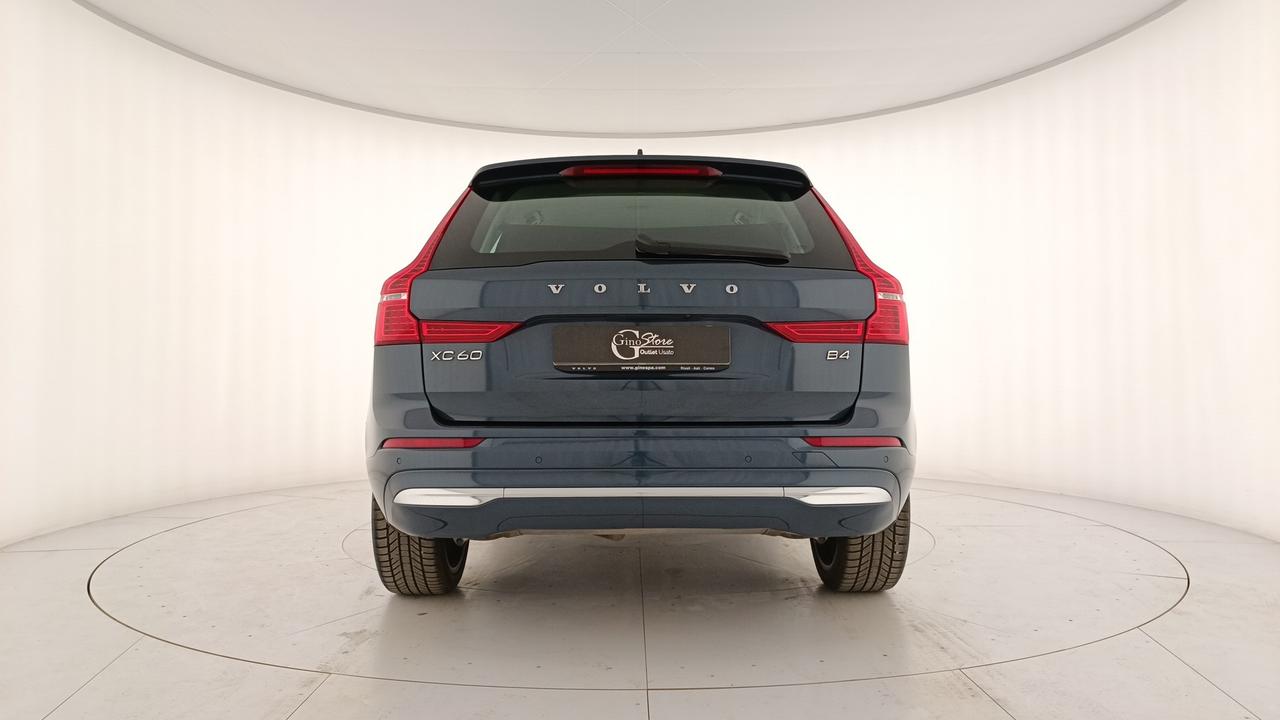 VOLVO XC60 2.0 b4 Plus Bright auto