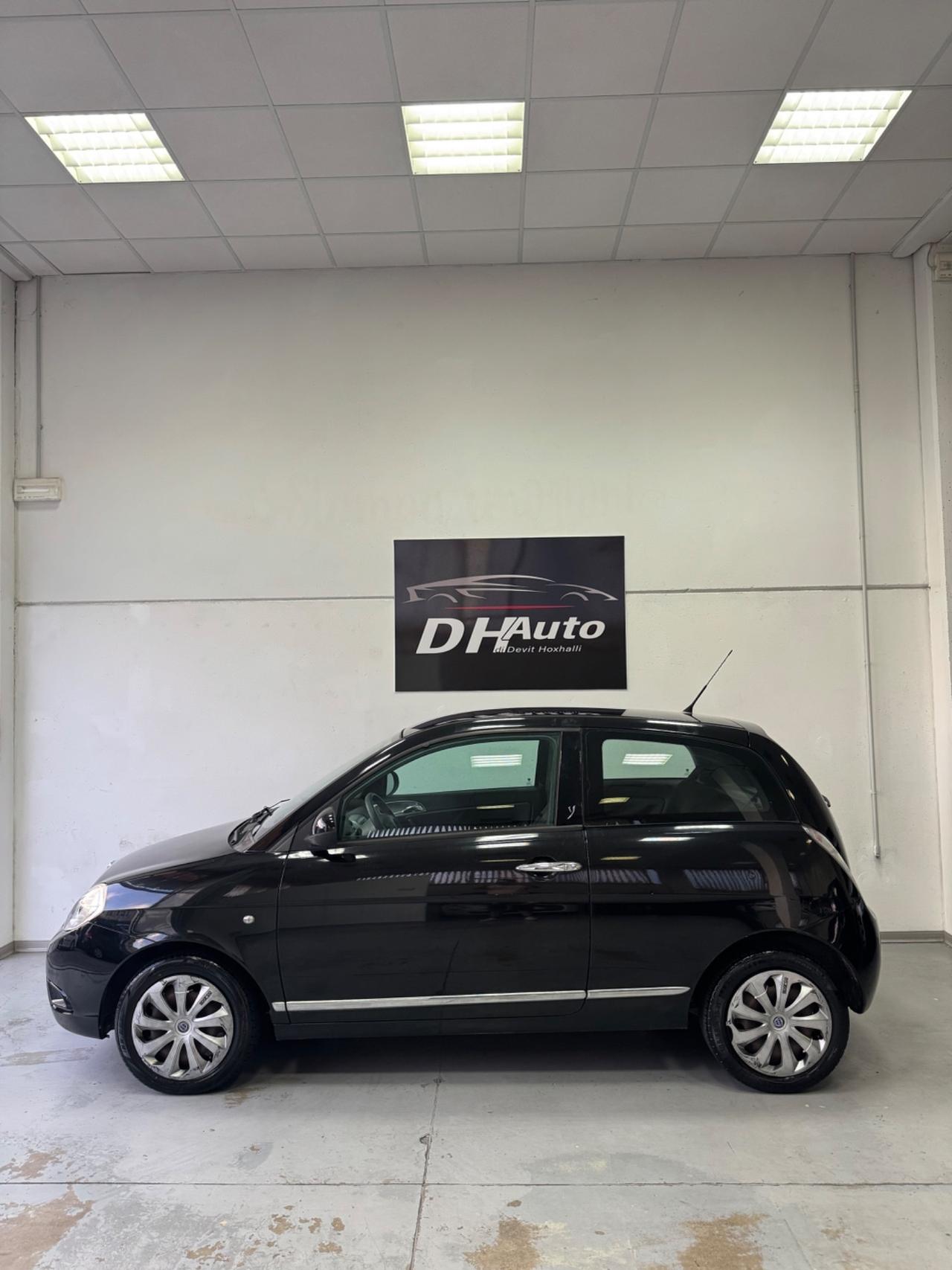 Lancia Ypsilon 1.2 69 CV 5 porte S&S Platinum