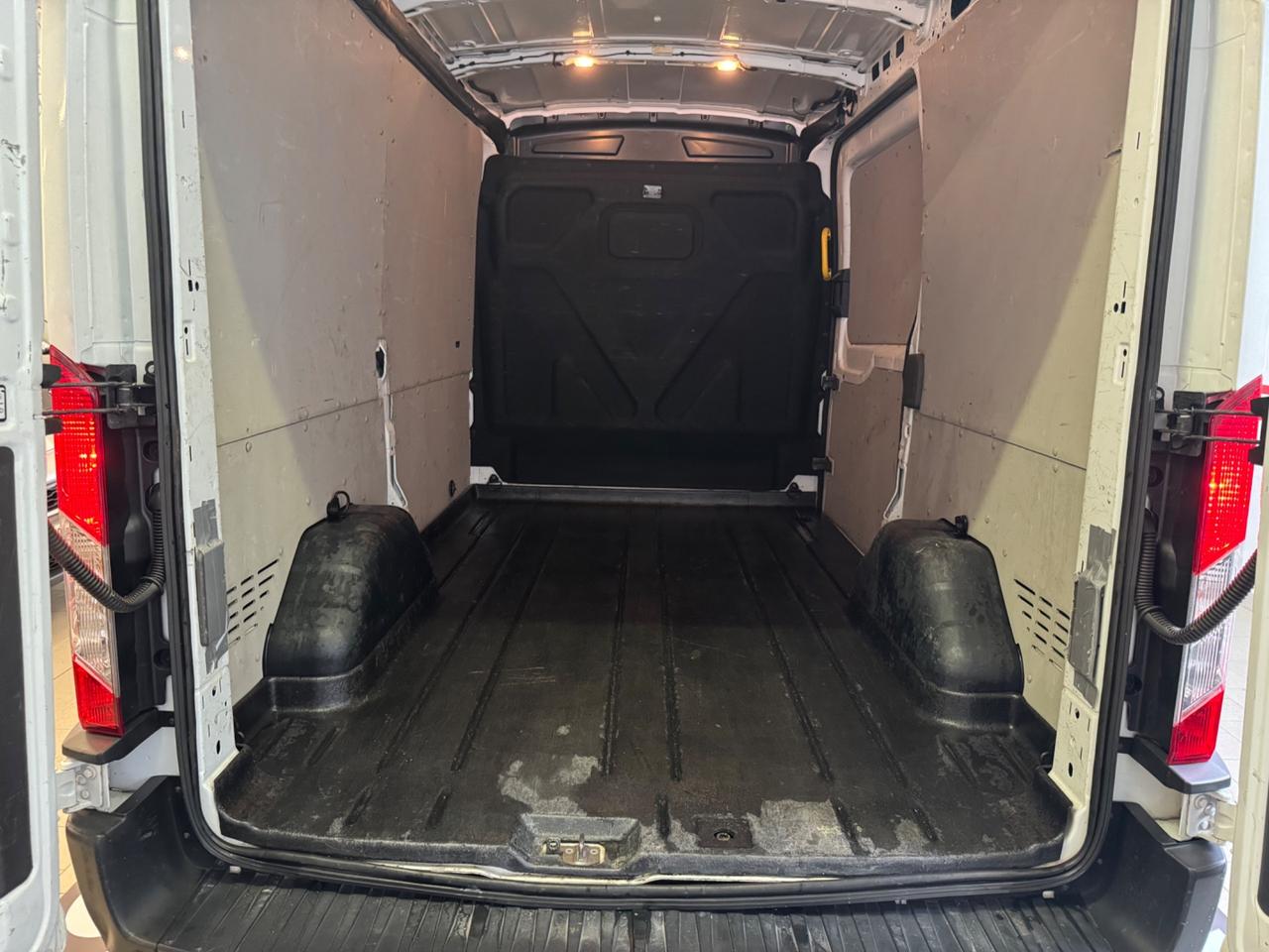 Ford Transit 350 2.0TDCi EcoBlue 130CV PL-TM Furgone Trend