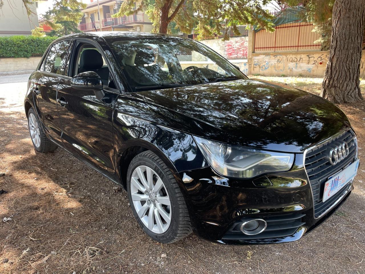 Audi A1 SPB 1.6 TDI S tronic Admired