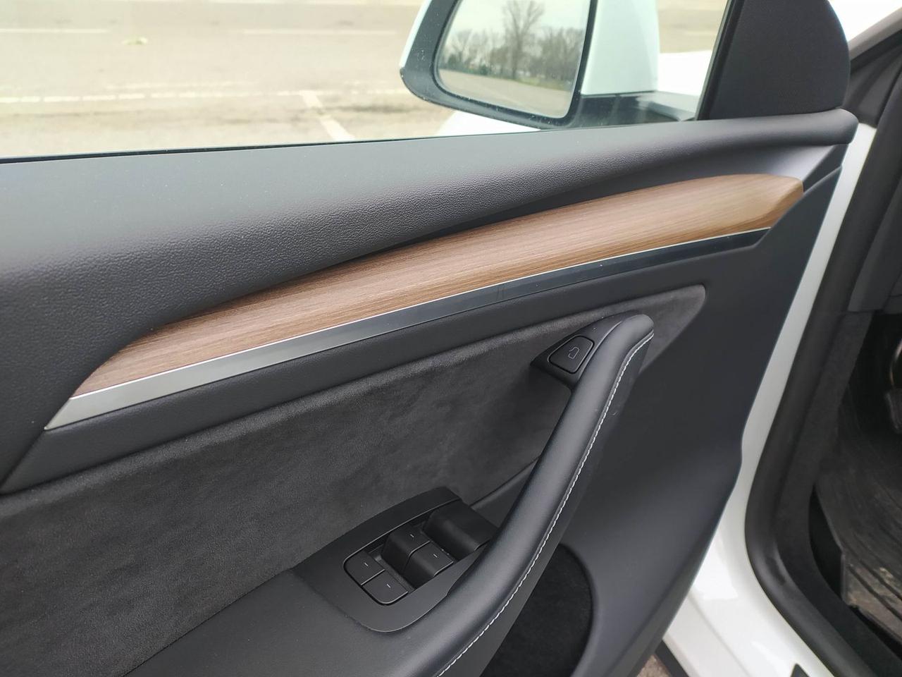 Tesla Model Y Standard Range / Standard #9113