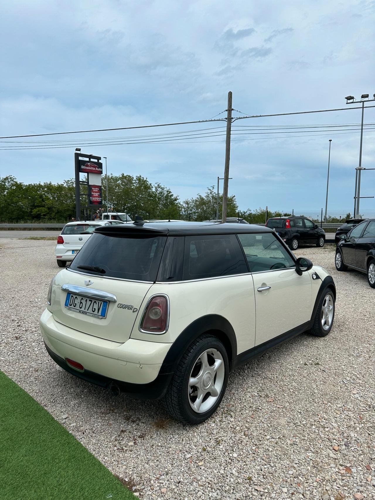 Mini 1.6 16V Cooper D