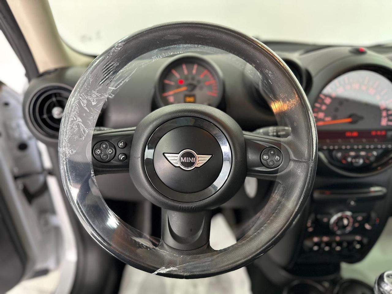 Mini Cooper D Countryman -SOLAMENTE 29000 KM-EURO 6-2015