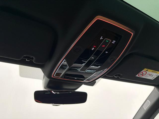 AUDI S8 TFSI quattro tiptronic sport attitude