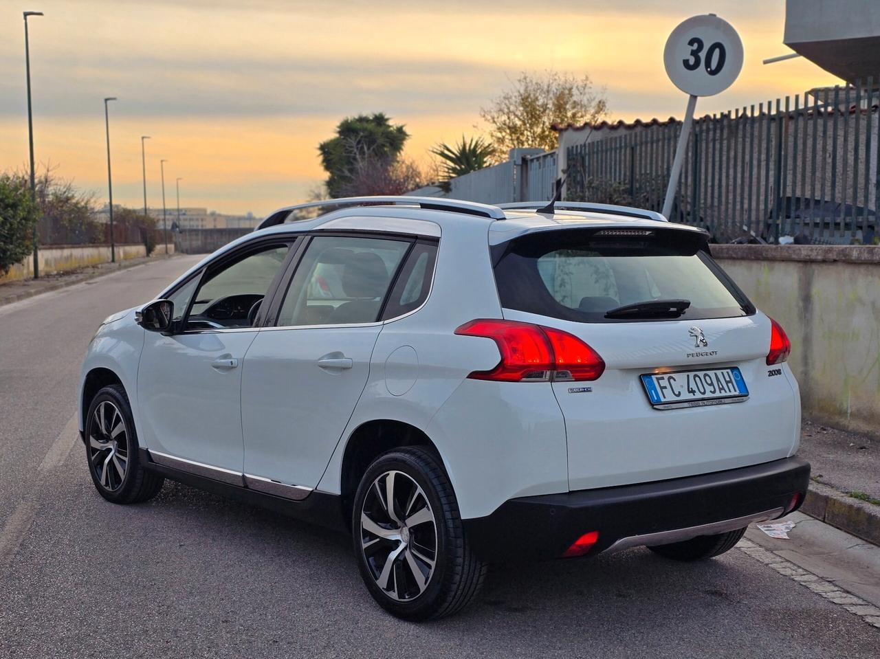 PEUGEOT 2008 ALLURE 1.6 HDI 2017 STRAFULL NUOVA