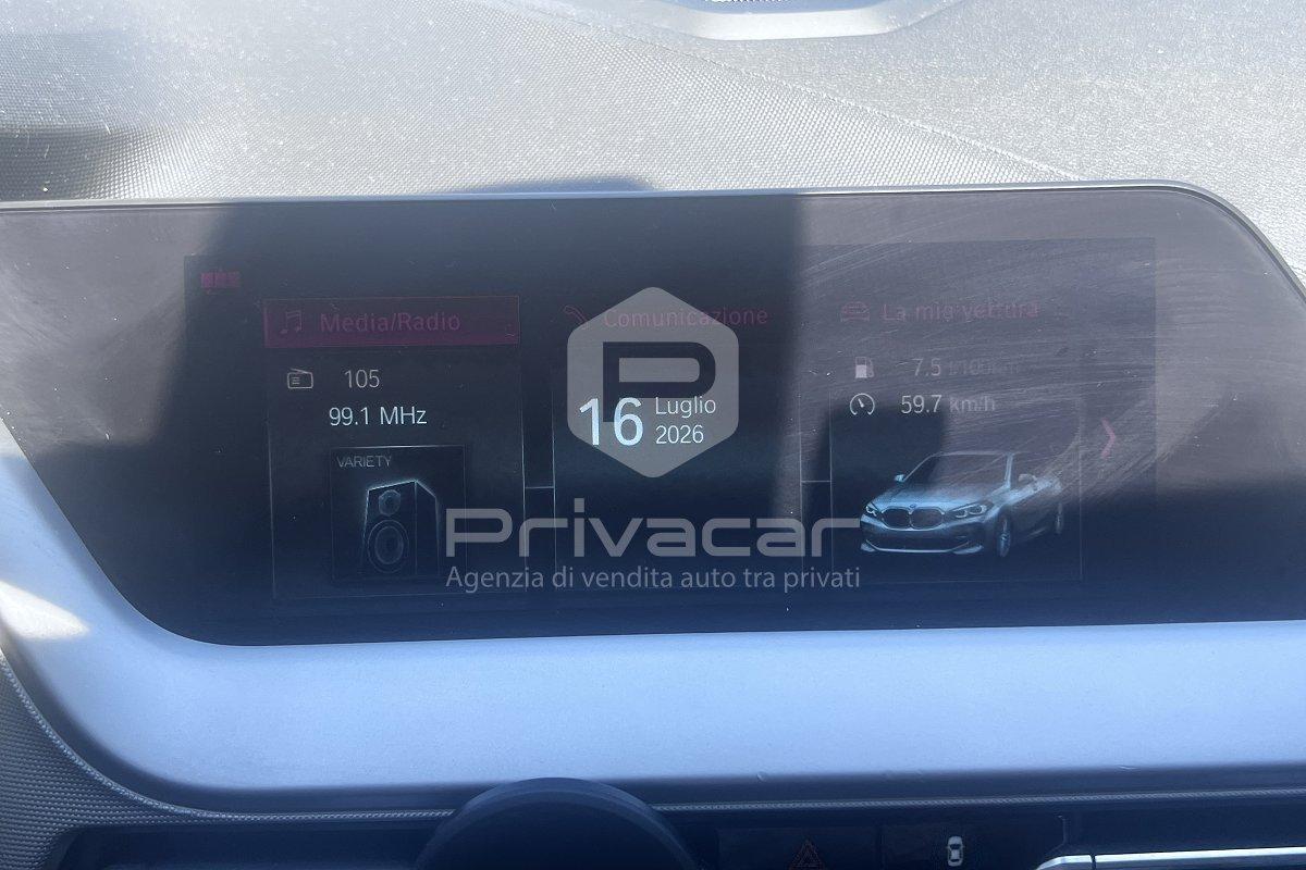BMW 118i 5p. Advantage