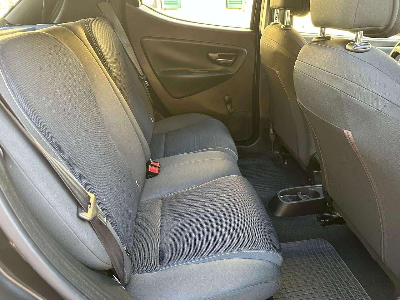Lancia Ypsilon 1.2 69 CV 5 porte Platinum