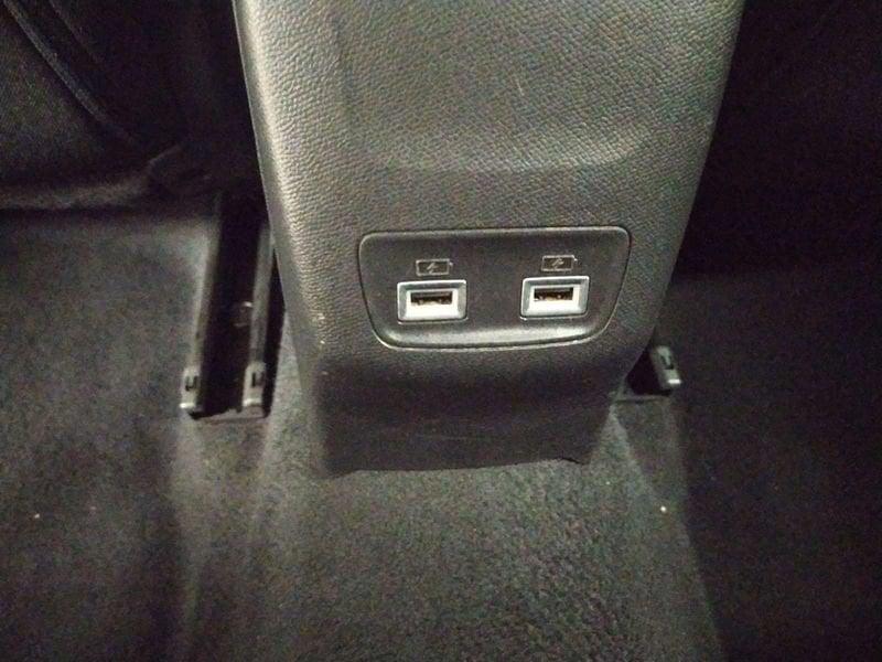 Peugeot 208 1.2 puretech Allure Pack s&s 100cv eat8