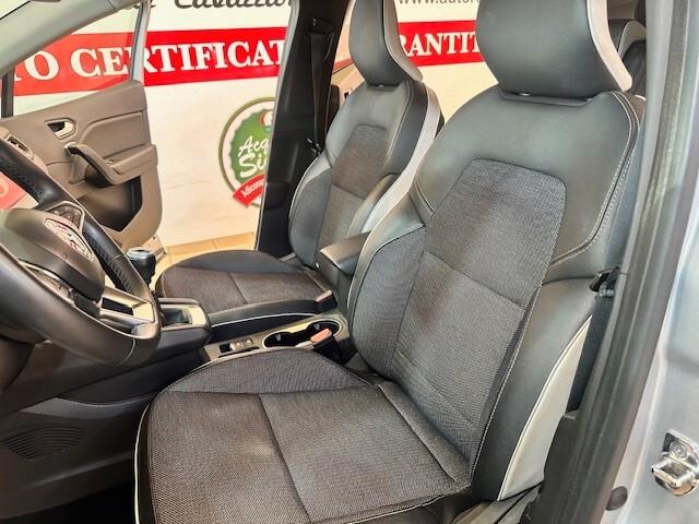 Renault Captur Mild Hybrid 140 CV Intens