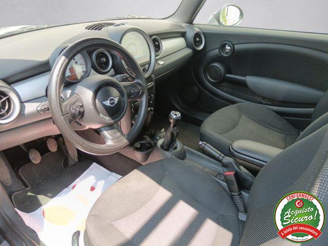 MINI Cooper 1.6 16V Cooper