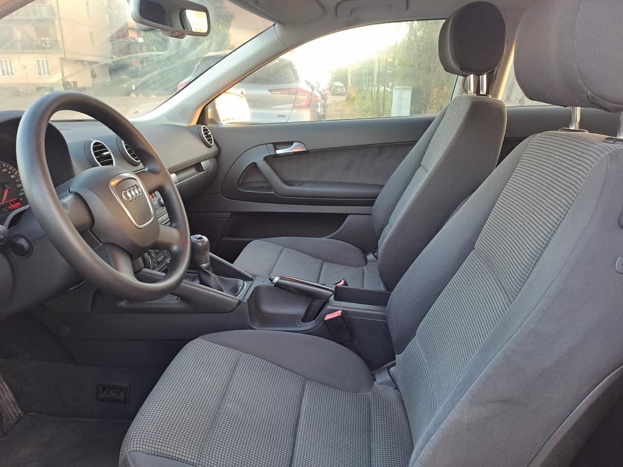 Audi A3 1.6 Benzina - 120.000km