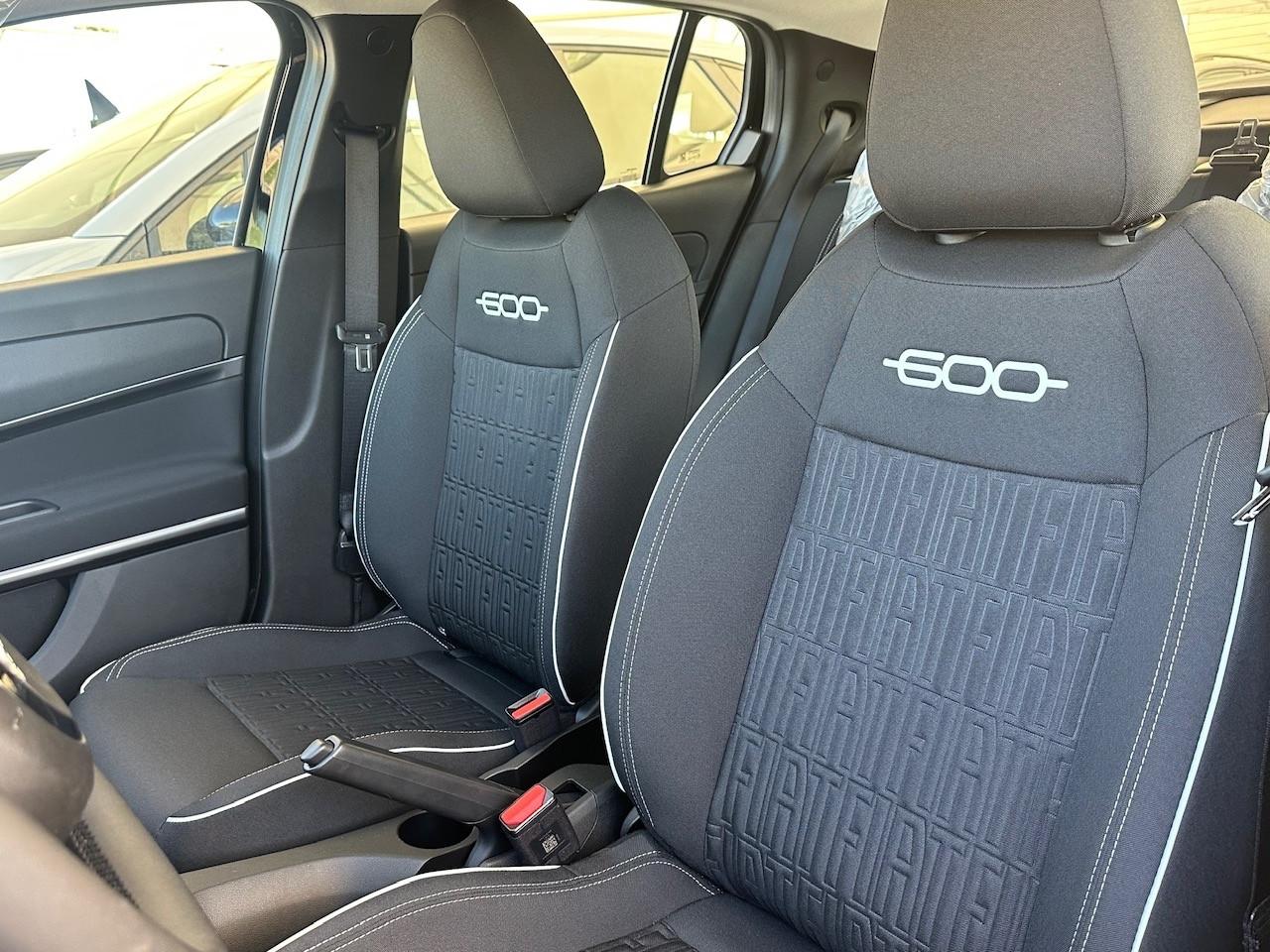Fiat 600 Hybrid 110 CV DCT MHEV