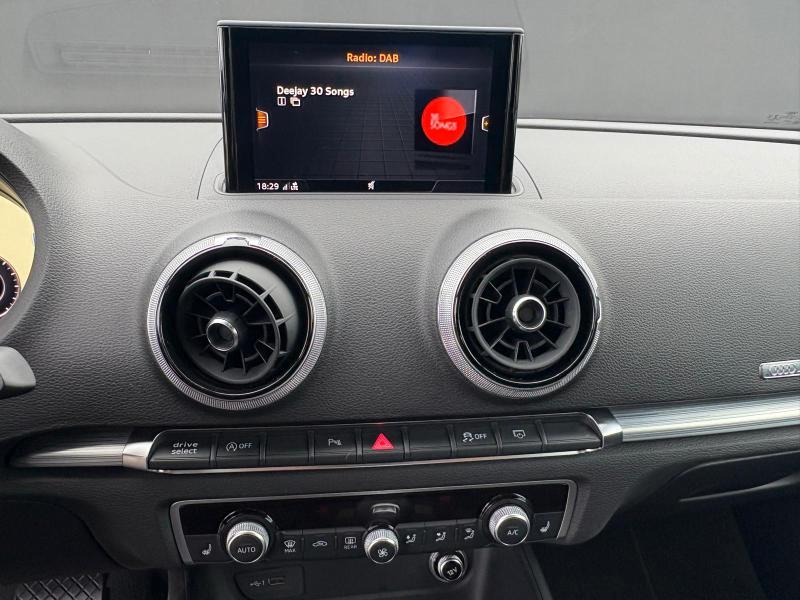 Audi A3 Sportback 35 2.0 TDI 150cv s-tronic S LINE