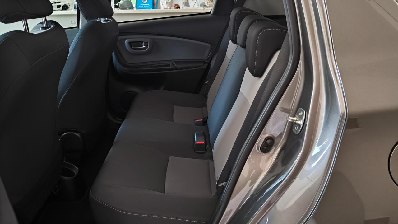 Toyota Yaris 1.0 5 porte Lounge