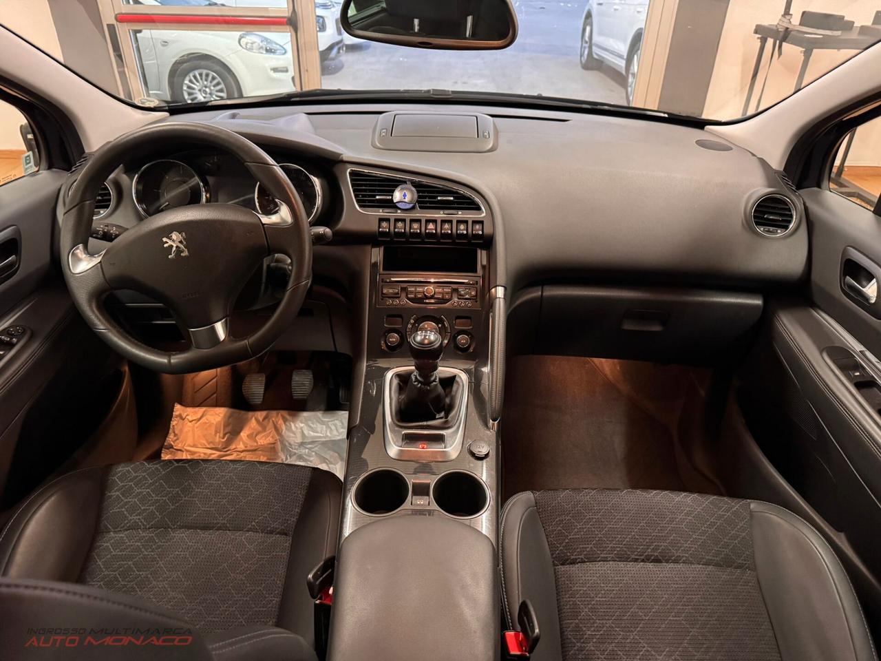 Peugeot 3008 1.6 HDi 115CV Allure 2014