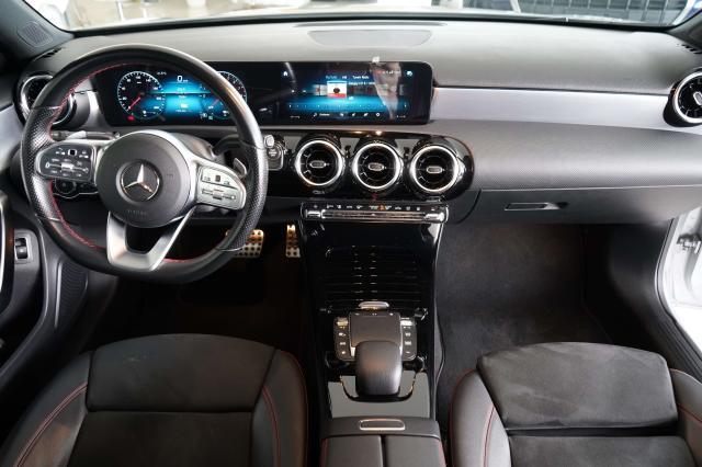 Mercedes-Benz A 250 A250e AMG (eq-power) Premium