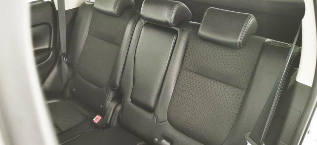 MITSUBISHI Outlander 2.2 DI-D 4WD Instyle 5p.