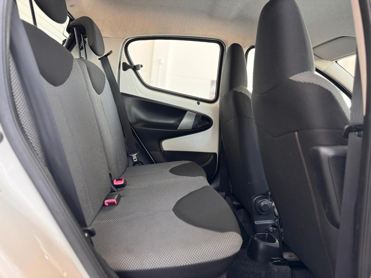 Toyota Aygo 1.0 12V VVT-i 5 porte Tobasco