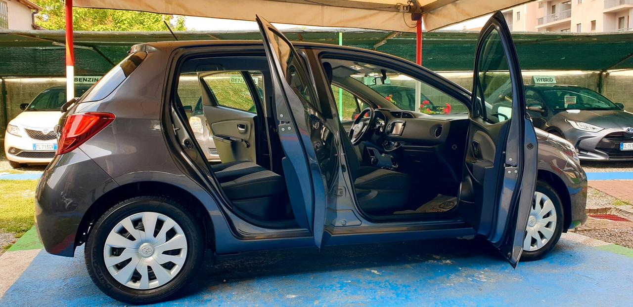 TOYOTA YARIS 1.5 BENZINA/IBRIDA GARANZIA DI CASA TOYOTA