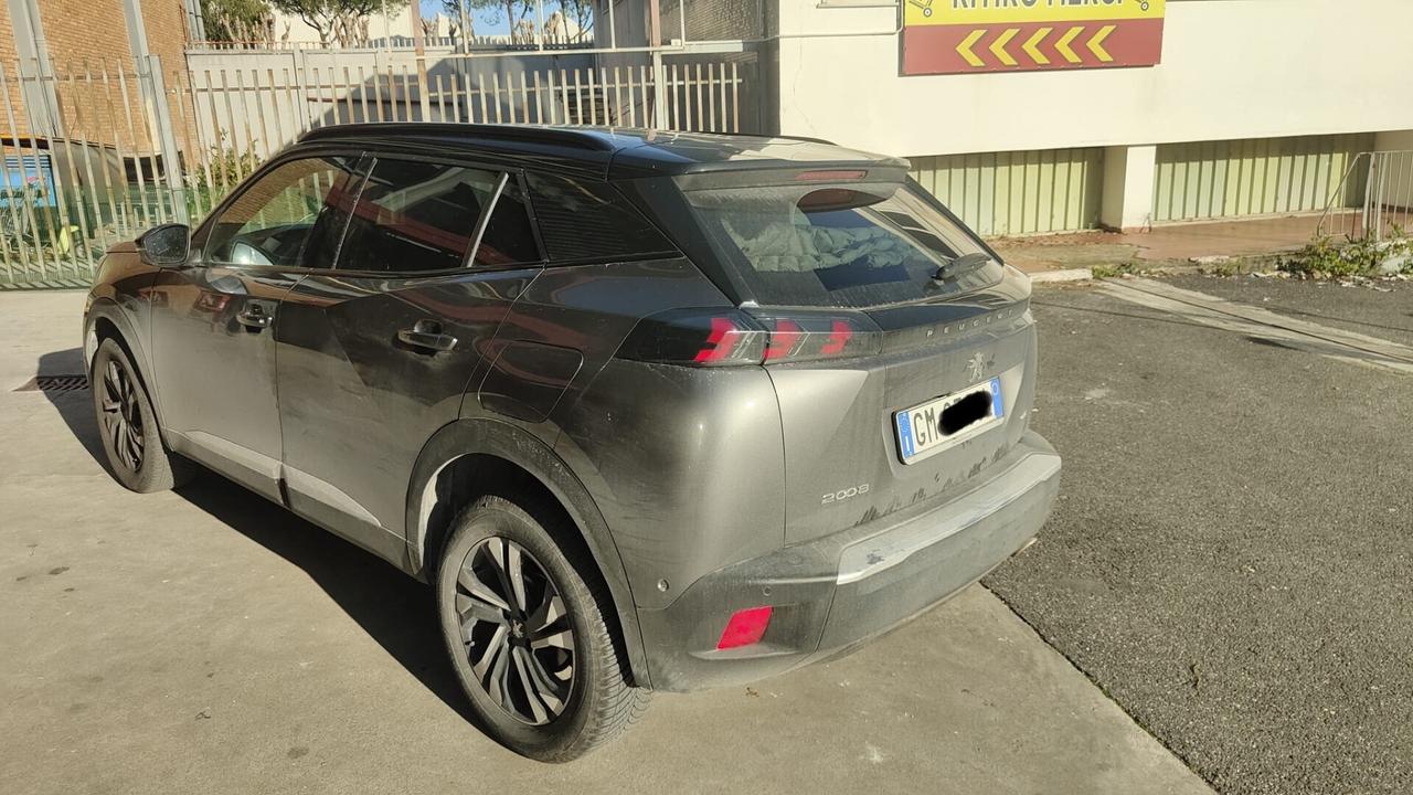 Peugeot 2008 BlueHDi 130 EAT8 GT