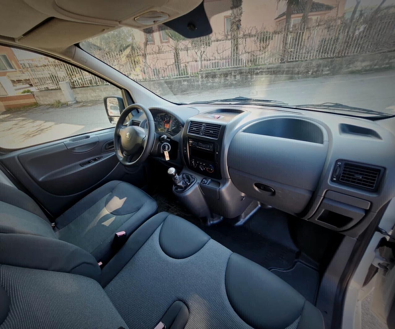 PEUGEOT EXPERT FURGONE 3POSTI 2.0 HDI 136CV MY2015