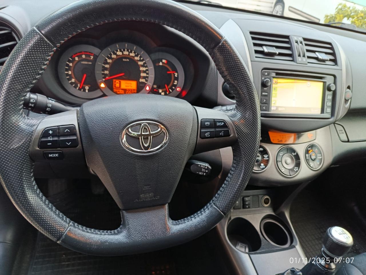Toyota RAV 4 RAV4 Crossover 2.2 D-4D 150 CV Lounge 4wd