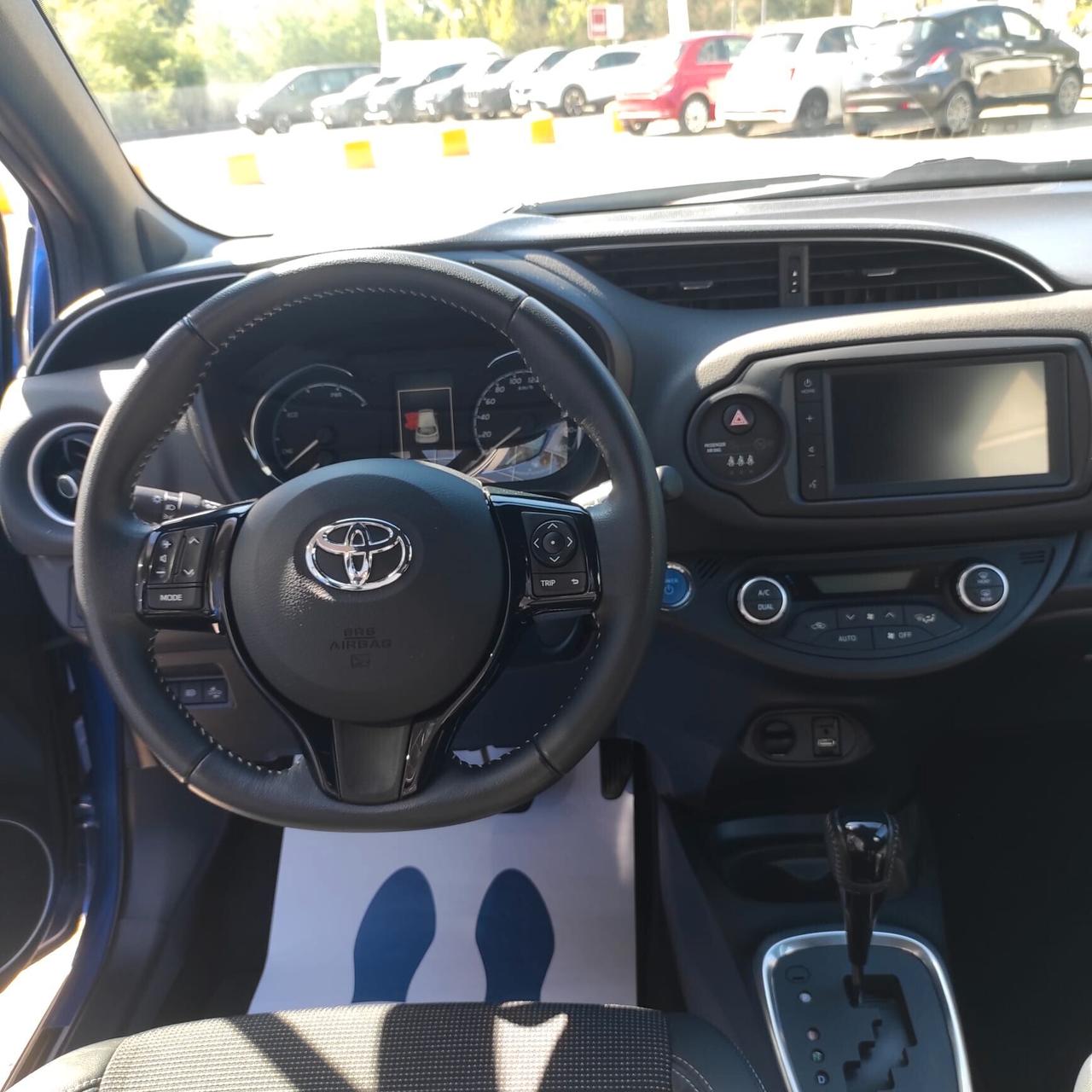 Toyota Yaris Hybrid 1.5 75cv Style My18