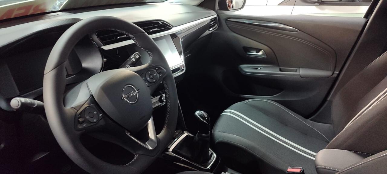 Opel Corsa 1.2 Design & Tech